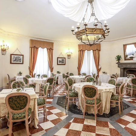 פראסקאטי Villa Tuscolana מראה חיצוני תמונה